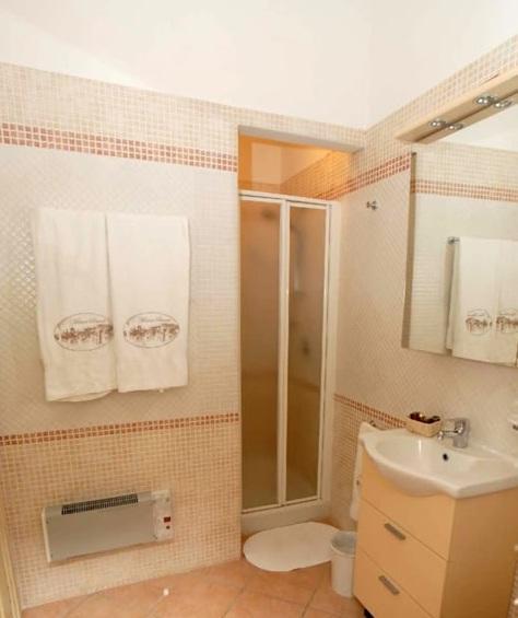 Maison Brinati Bed And Breakfast Monsummano Terme Habitación foto